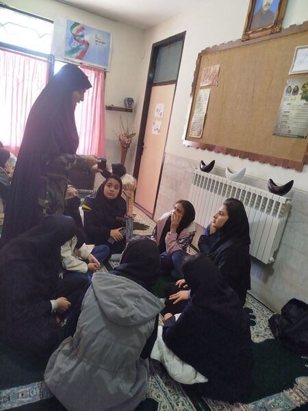 آموزش آمادگی دفاعی در سطح مدارس شهرستان فاروج