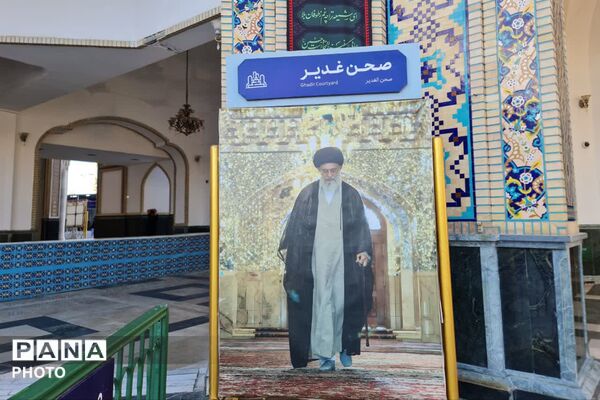 آماده‌سازی حرم مطهر رضوی برای مراسم تشییع پیکر رهبر شهید