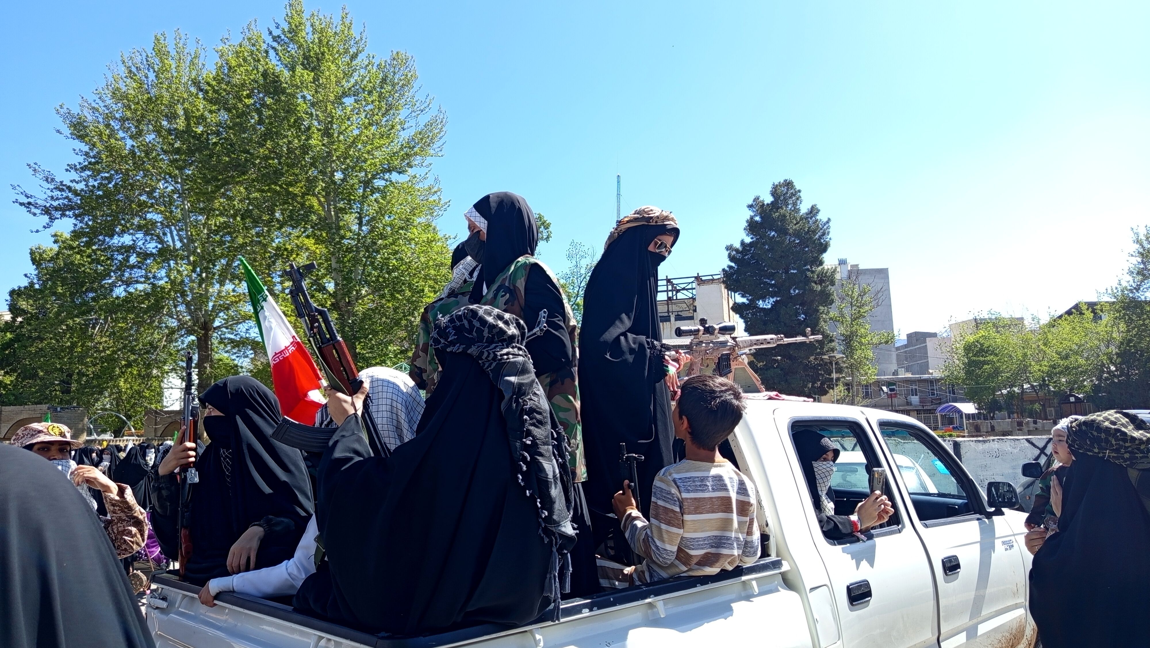 شیر دختران ایران ، جانفدایان ایران