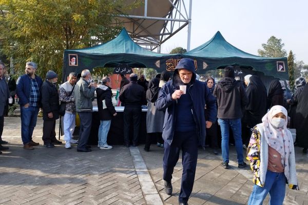 تجدید عهد با شهدا در رباط کریم