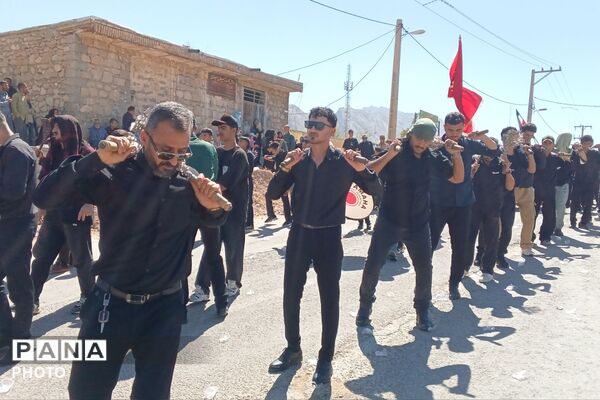 مراسم عاشورا در گلزار شهدای شهرستان لنده