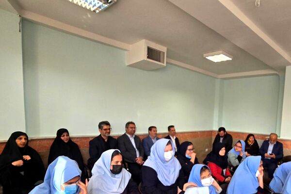 گرامیداشت روز جهانی معلولین در مدرسه استثنایی دخترانه شهدای تقی زاده ۳ کهریزک 