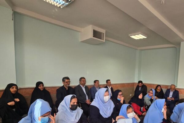 گرامیداشت روز جهانی معلولین در مدرسه استثنایی دخترانه شهدای تقی زاده ۳ کهریزک 