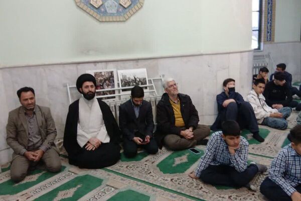 مدرسه سما  فیروزکوه میزبان افتتاحیه هفته قرآن، عترت و نماز