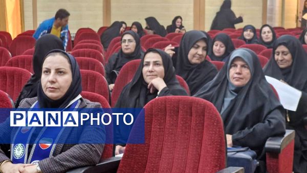 دوره توانمدسازی مربیان پیشتاز در یاسوج