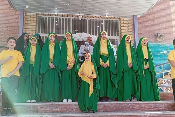 حضور خادمین امام رضا (ع) در دبستان دخترانه آیین روشن