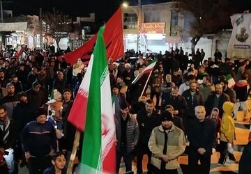 تجمع باشکوه مردمی  برای خونخواهی رهبر شهید در شهرستان بهار