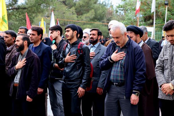 غرش خشم انقلابی دانشجویان دانشگاه آزاد مشهد علیه صهیونیسم و فریاد همبستگی با غزه