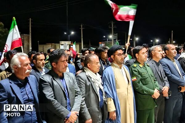 دیشموکی‌ها همچنان پای کار انقلاب