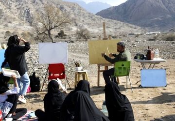 برگزاری کارگاه آموزشی طراحی و نقاشی هنرستان فاطمه زهرا ( س) در شهرستان گچساران