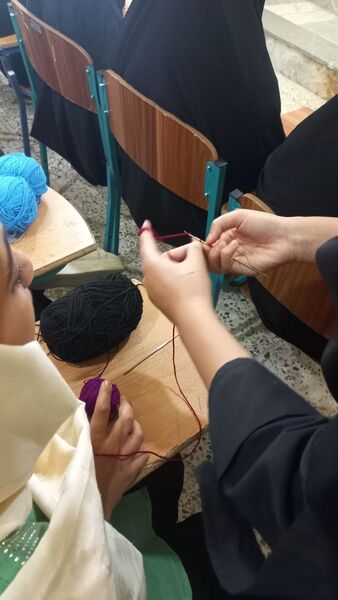 برگزاری هفته دوم دوره آموزشی فصل رویش در هنرستان ثمین