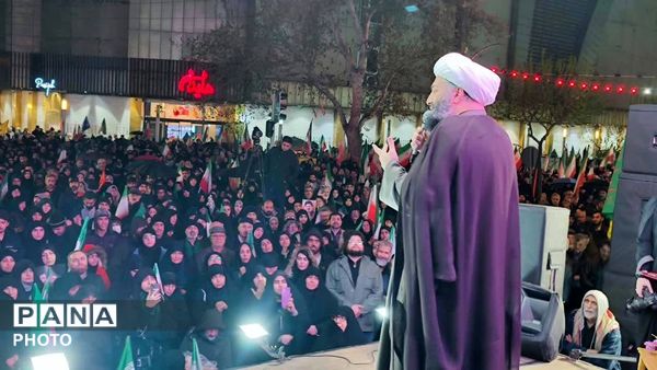 خروشان جمعیت در سراسر مناطق تهران