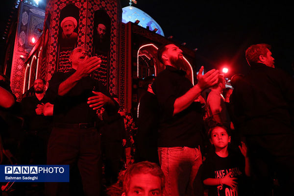 مراسم عزاداری شب تاسوعای حسینی (ع) در آستان امامزاده صالح(ع)