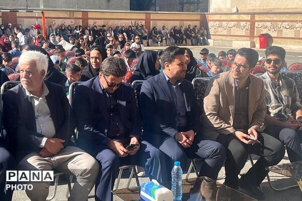 جشن شکوفه‌ها در ملارد؛ آغاز یک مسیر شیرین برای دانش‌آموزان کلاس اولی