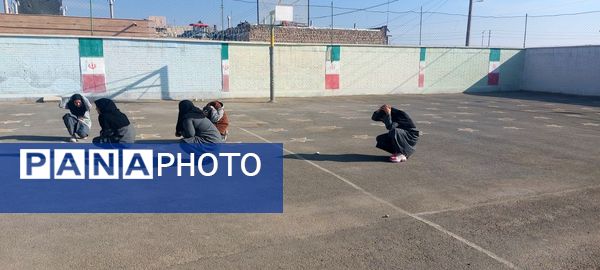 مانور زلزله در دبیرستان دخترانه امید 