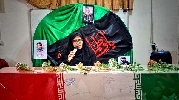 استقبال از پیکر شهید خوشنام در یازده مدرسه اشتهارد