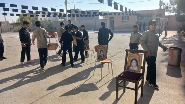 استقبال از شهید گمنام در دبیرستان شهید ذاکری زارچ