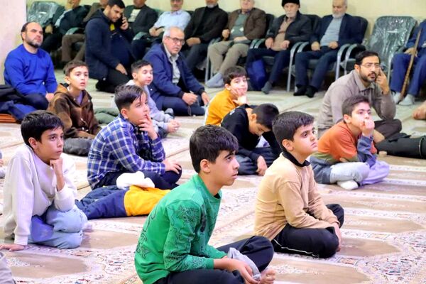 مسجد بقیه‌الله‌الاعظم (عج) غرق در شادی و انتظار