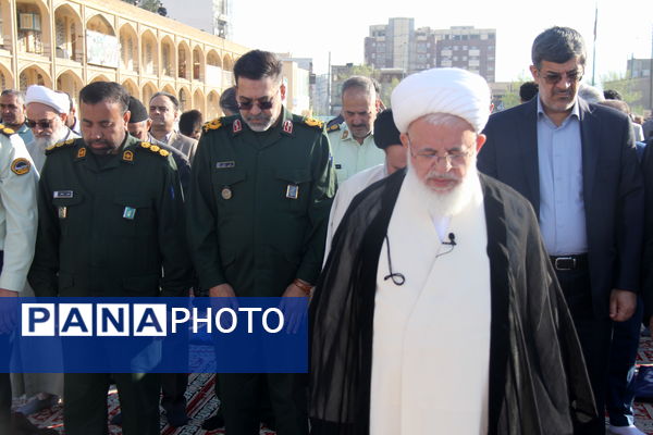 اقامه نماز عید سعید فطر  در شهر یزد