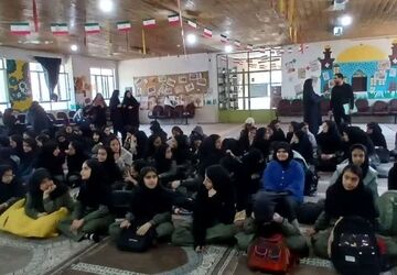 مراسم تجلیل از مقام شهدا در دبیرستان حاج قنبری سوادکوه