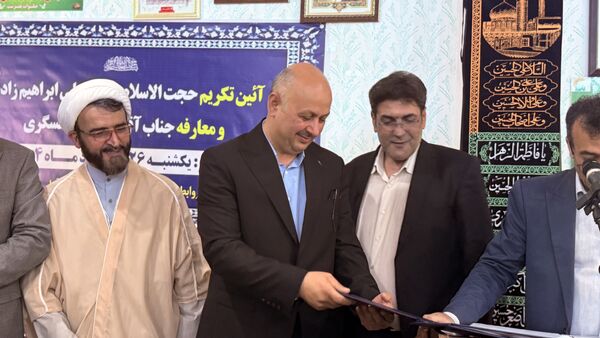 آیین تکریم و معارفه مدیر آموزش و پرورش آمل 