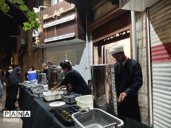 فعالیت چایخانه حوزه علمیه گلشن در قاب پانا 