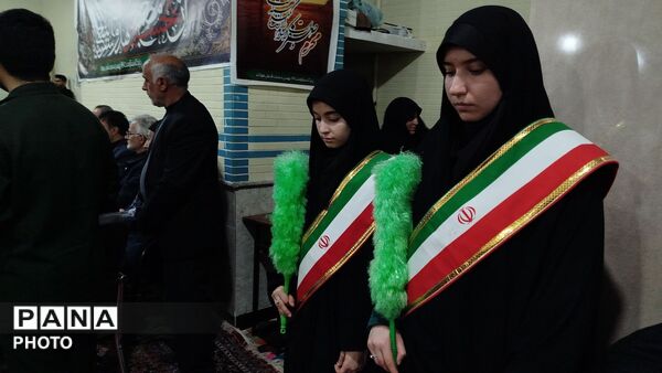 مراسم بزرگداشت رهبر شهید امت در هوراند