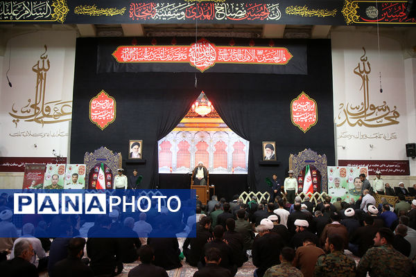 مراسم گرامیداشت شهدای اقتدار و امنیت «فراجا» در حرم حضرت معصومه(س)