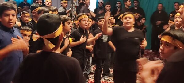 برگزاری همایش احلی من العسل در اسفراین 