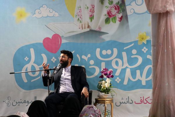 روایتی از آرامش؛ اعتکاف رجبیه دختران نوجوان مسجد امیرالمؤمنین(ع)