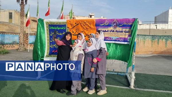 مدرسه‌ای به رنگ انتظار؛ جشن مهدوی در قاب لبخند دانش‌آموزان