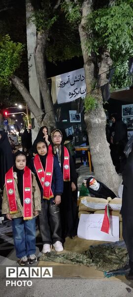 فعالیت دانش‌آموزان پیشتاز در موکب سازمان دانش‌آموزی ابرکوه