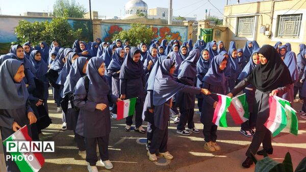 جشن اول مهر در مدرسه مؤمنات شهر میلاجرد  