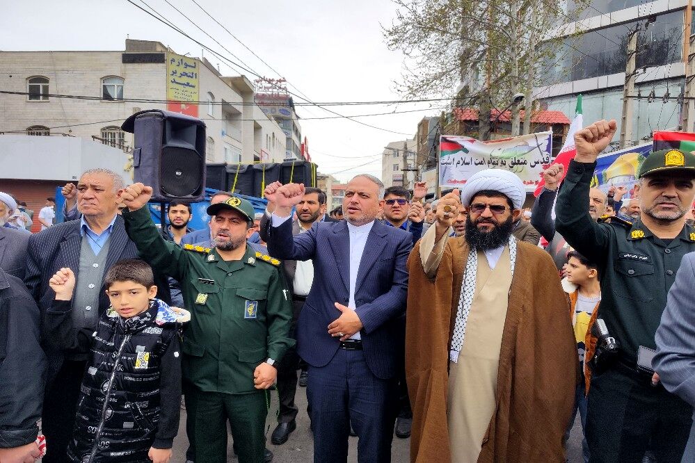 حضور مردم در راهپیمایی روز جهانی قدس نماد اتحاد مسلمانان و نوید از دست رفتن نقشه‌های پوچ دشمن است