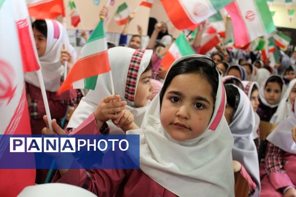 افتتاح دبستان شش کلاسه جانباز حاج عباس علی مجدی در فاروج 