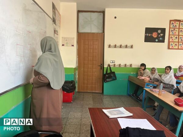 یک مرور، یک قدم جلوتر