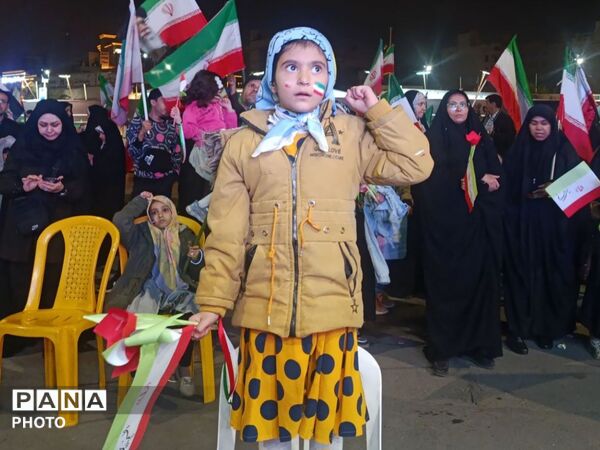 هم‌قدم با کودکان پایِ کارِ ایران