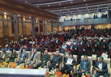 الفبایِ شهادت در عصرِ اطلاعات؛ نسلِ نو، راویِ نهضتِ بیداری