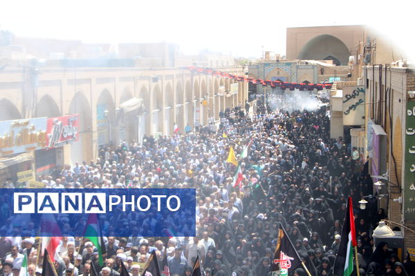 فریاد خشم مردم دارالعباده یزد 