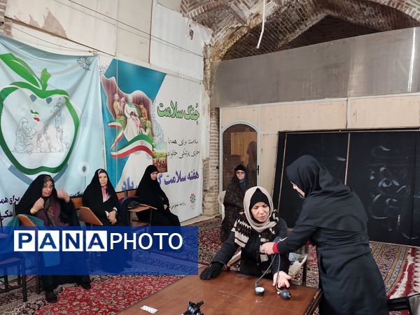 میز خدمت هفته دوم بهمن ماه در نیشابور 