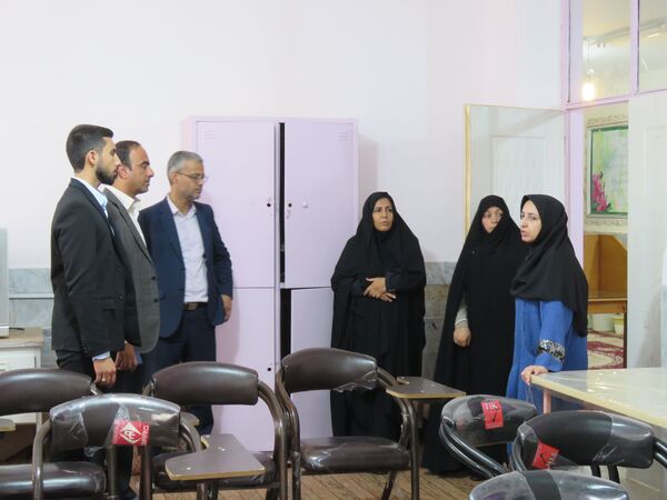 بازدید مدیر اداره آموزش و پرورش خلیل‌آباد از مدارس شهر