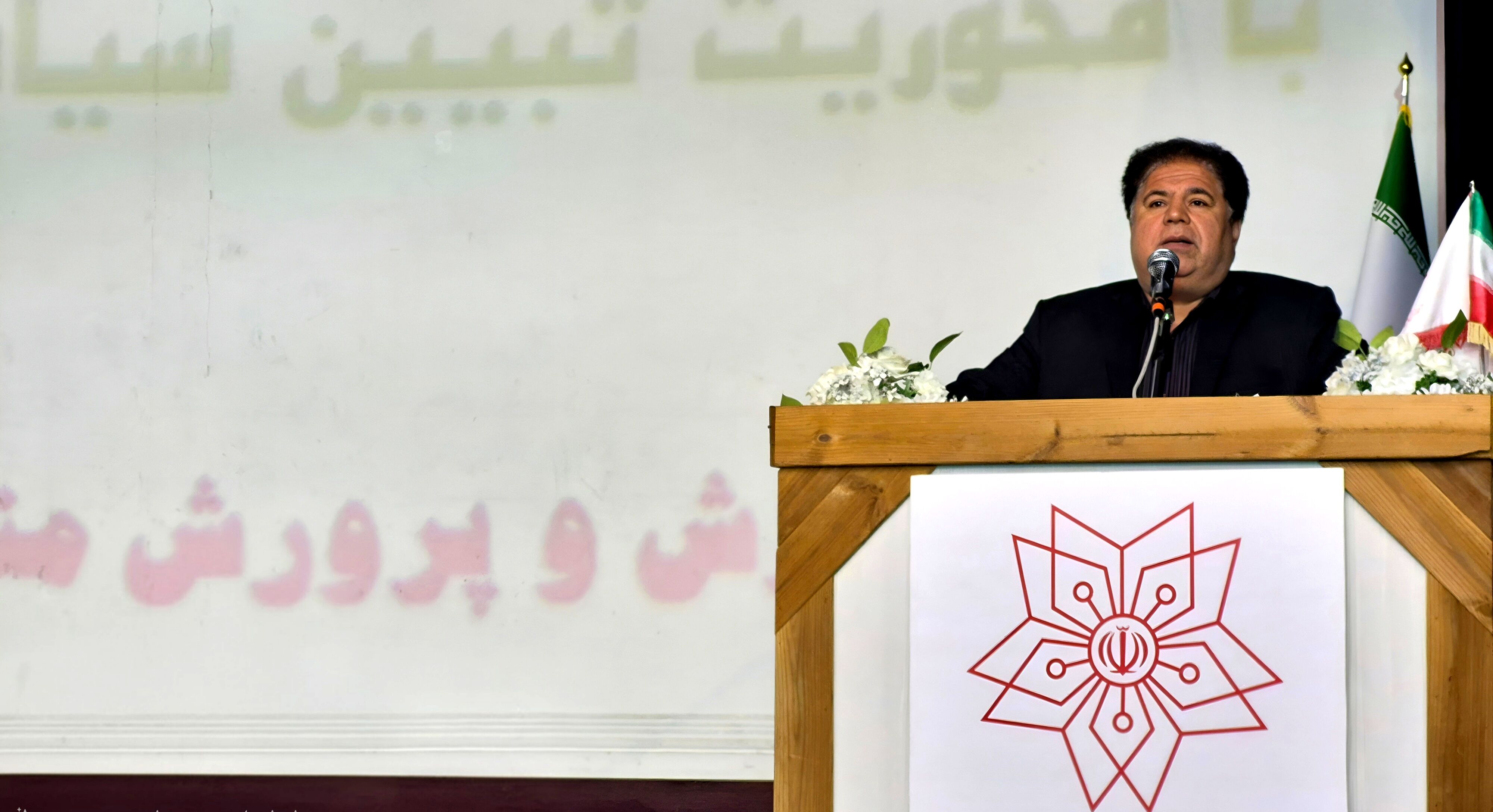 تحول در کشور از مدرسه آغاز می‌شود