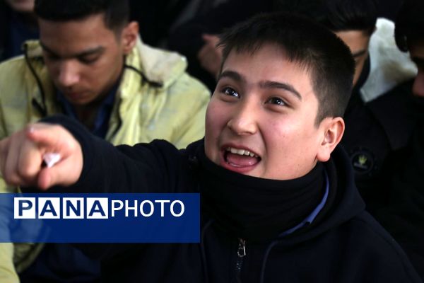 جشن بزرگ نیمه‌شعبان و آغاز دهه فجر در هنرستان شیخ‌الرئیس 