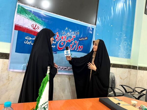 افتتاحیه دوازدهمین دوره مجلس دانش آموزی جمهوری اسلامی ایران در گناوه