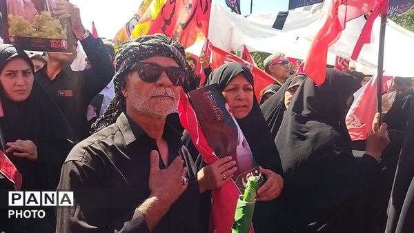 مشهد میزبان آقای شهید شد-۱
