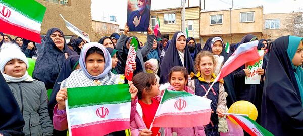 راهپیمایی ۲۲ بهمن در علی‌آباد