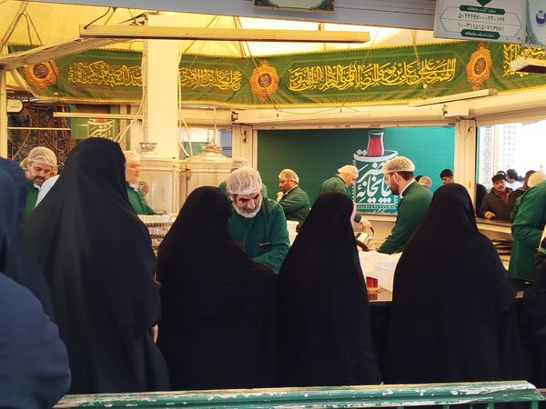چراغانی دل‌ها در جوار بارگاه رضوی به مناسبت میلاد مولای متقیان  