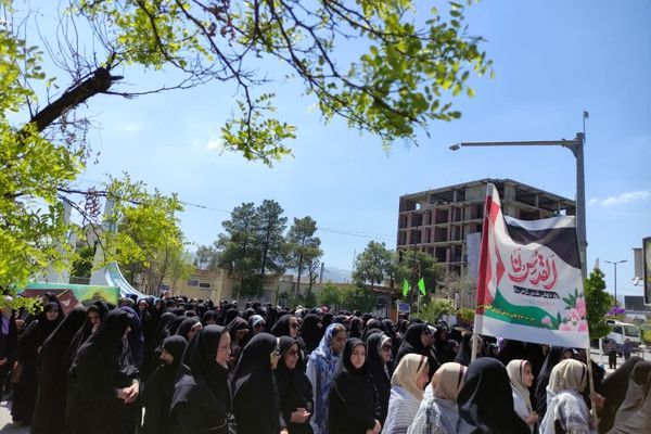 حضور حماسی مردم زرقان در راهپیمایی روز قدس