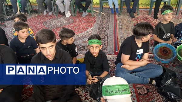 برگزاری مراسم احلی من العسل در شهرضا 