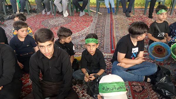 برگزاری مراسم احلی من العسل در شهرضا 